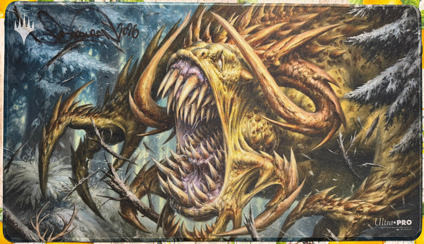 Tarmogoyf - Filip Burburan signed Playmat